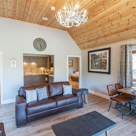 Osprey Lodge 1 With Hot Tub Newton Stewart Esterno foto