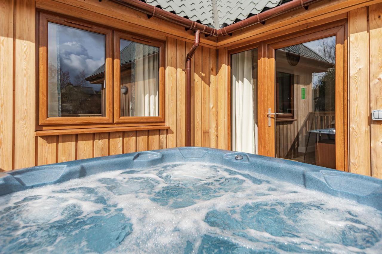 Osprey Lodge 1 With Hot Tub Newton Stewart Esterno foto